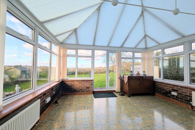 96, WITH A FANTASTIC SEA VIEW Pallance Road, Cowes photo 3