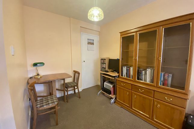 Flat 1, 38, Brandon Way, Birchington photo 4