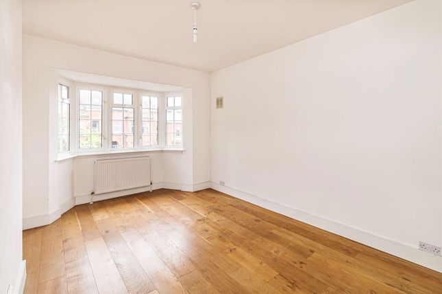 Flat 2, Braeside Court, Forest Hill Road, London photo 3