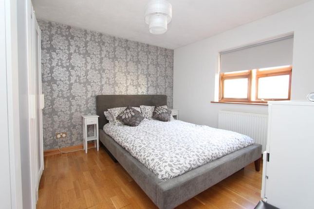 2, Rochester Mews, Linslade photo 4