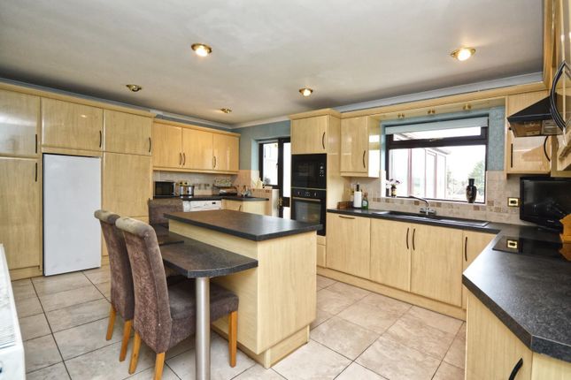 15, Hardington Drive, Bristol photo 4