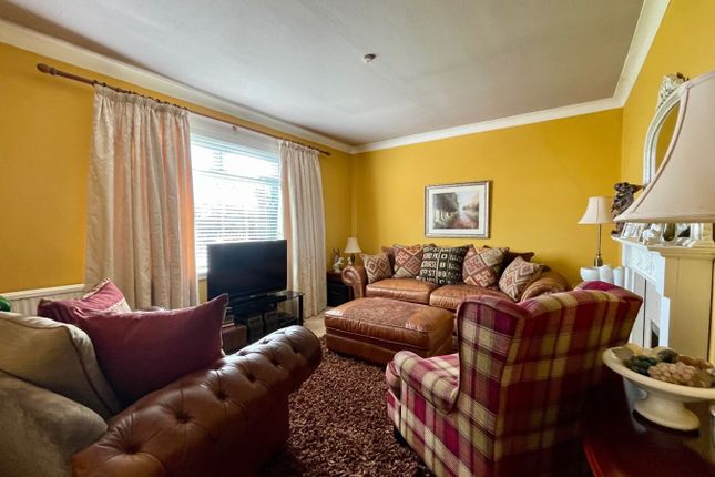 Detached bungalow for sale in 92 Muirs, Kinross