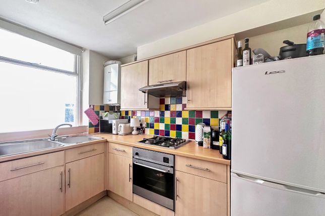 Flat for sale in 28 Station Road West, Canterbury, Kent