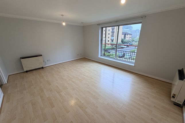 Flat Flat 5, 11, Riverview Gardens, Glasgow photo 2
