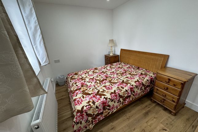 Thumbnail Flat to rent in Cains Lane, Feltham, Greater London