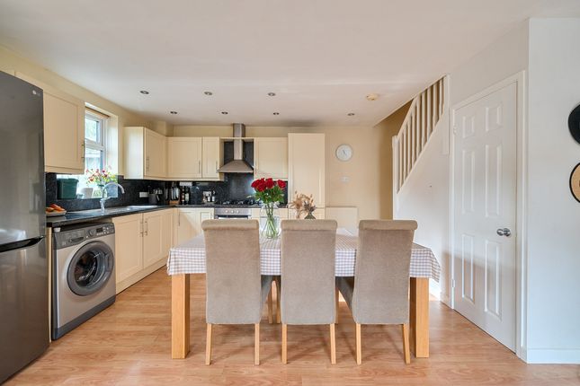 1, Maple Drive, Cheltenham photo 3