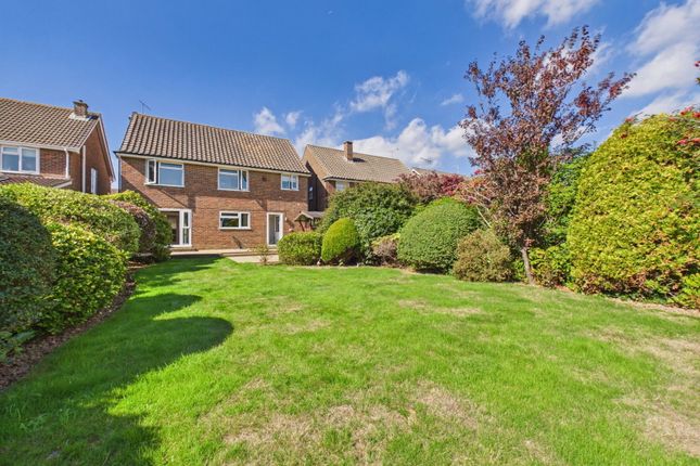 18, Falmer Close, Worthing photo 2