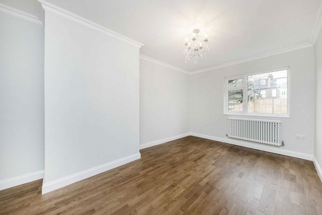 Ground Floor Flat, 16, Midmoor Road, London photo 4
