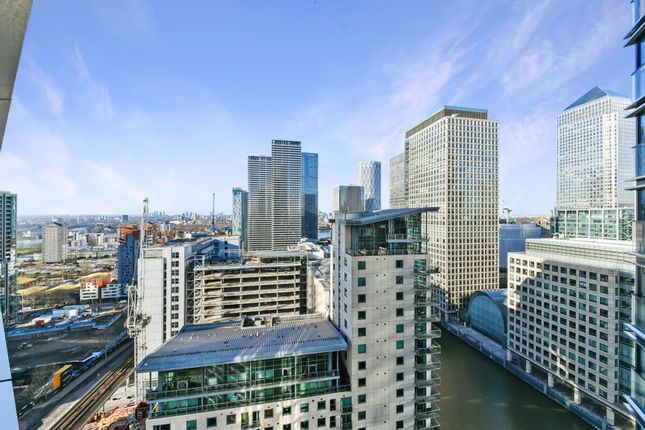 Flat for sale in Hampton Tower, Marsh Wall, Canary Wharf