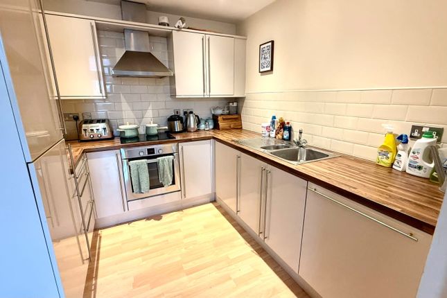 42, Sheffield photo 4