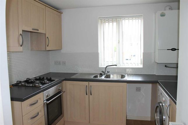 Flat to rent in Middle Meadow, Tipton