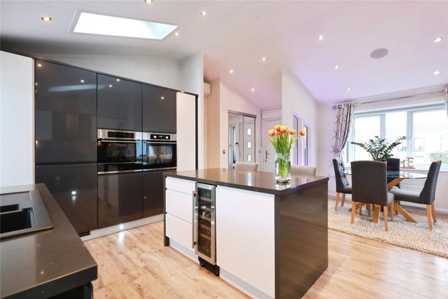 7, Littleton Close, Worcestershire photo 3