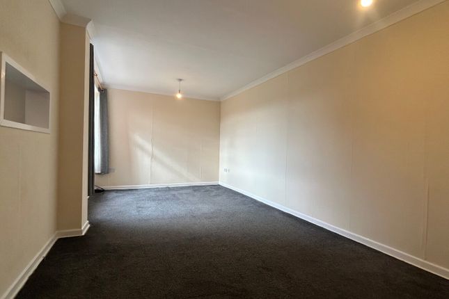 32 Downham Court,, Shinfield Road, Berkshire photo 2