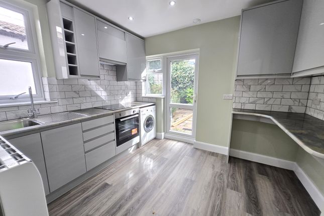 Flat 1, Hove photo 2