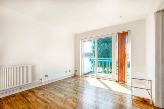 41 Mountbatten Court,, Ingram Crescent East, East Sussex photo 4