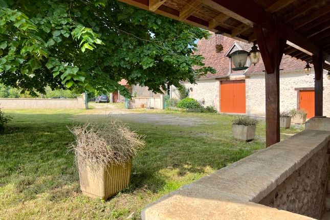 Property for sale in Near Saint Pierre De Chignac, Dordogne, Nouvelle-Aquitaine