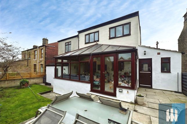 5, Grove Street, Mirfield photo 2
