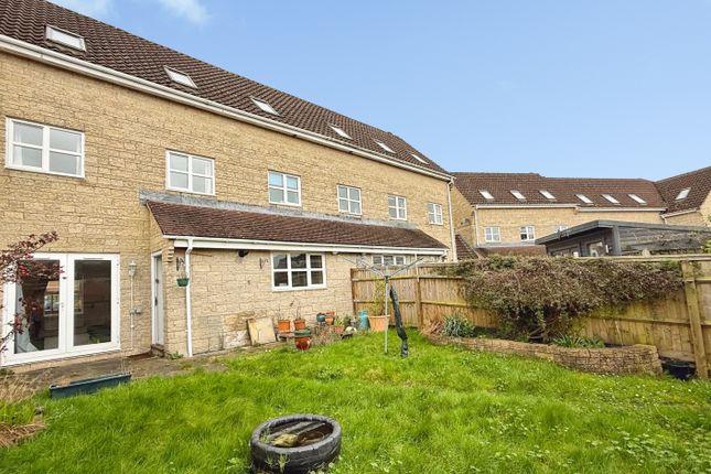 12, Sandalwood Road, Westbury photo 2