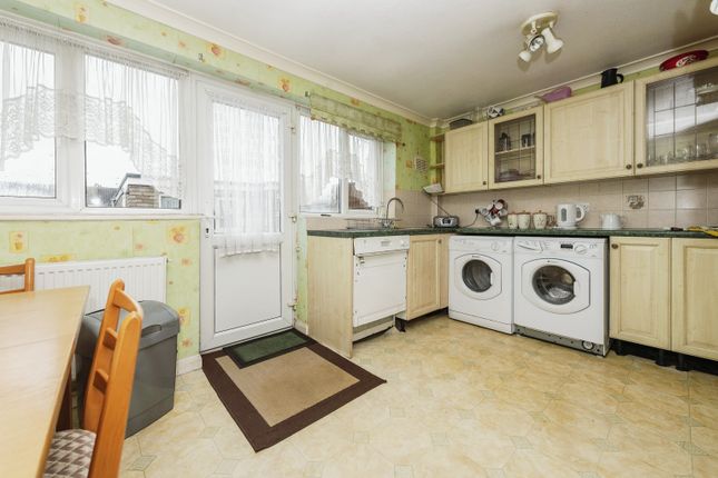Terraced house for sale in Butely Road, Luton, Bedfordshire