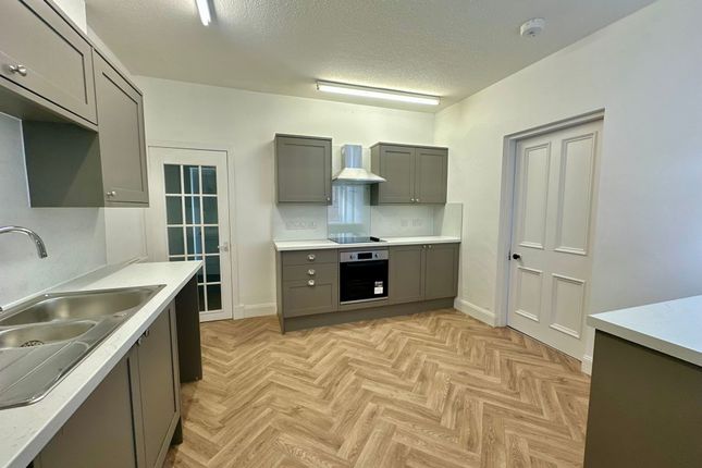 27b Montague Street, Dumfries photo 3