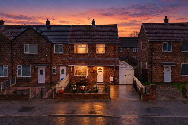 Norley Hall Avenue, Wigan photo 2