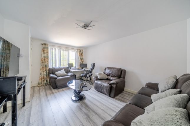 27, Morello Drive, Nottingham photo 3