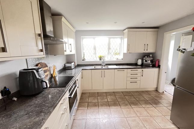 Detached house to rent in Abbots Way, Sherborne, Dorset