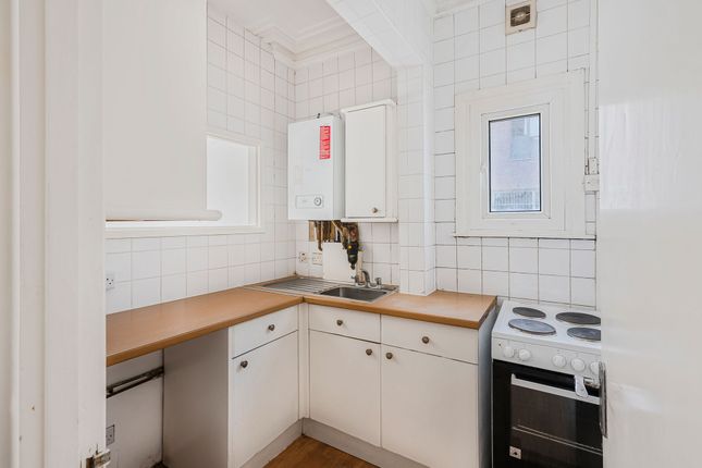 Flat B 1 Quebec Avenue, Southend-On-Sea, Southend-On-Sea photo 3