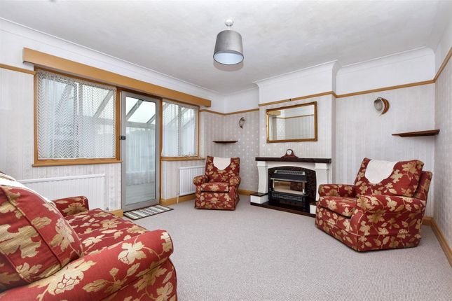 27, Osborne Road, Eastbourne photo 2