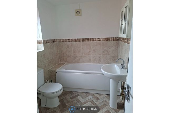 Saltney, Chester photo 3