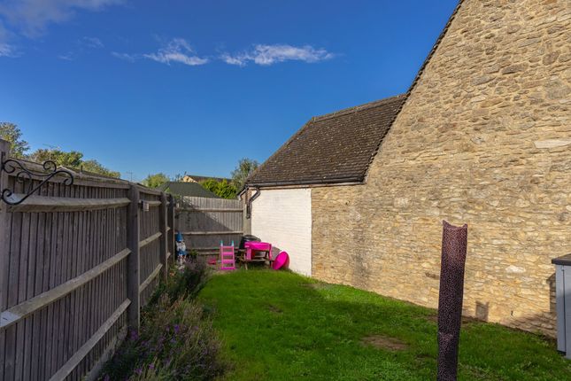 8 Belgrove Close, Kidlington photo 3