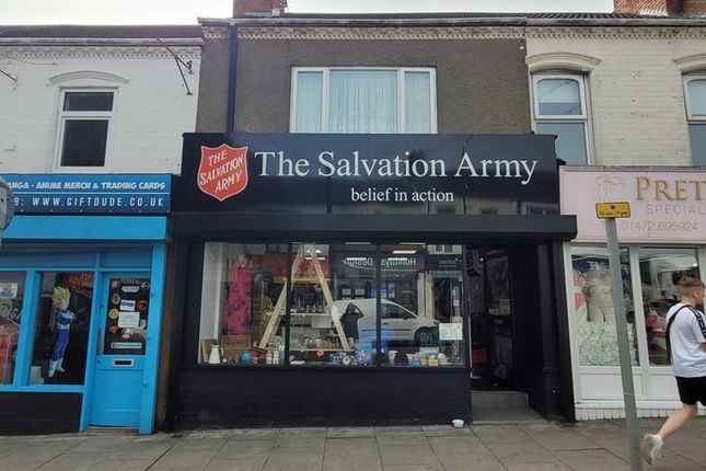 Retail premises to let in St. Peters Avenue, Cleethorpes, Lincolnshire
