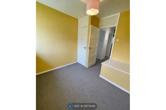 Goyt Crescent, Bredbury, Stockport photo 3