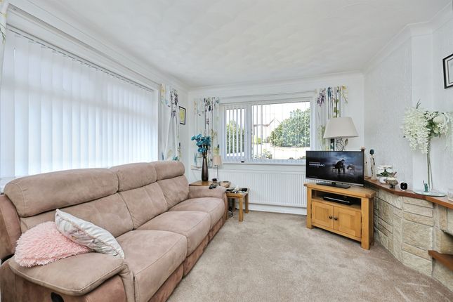 Lizann, Hillside, Swaffham photo 3
