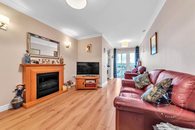 28 Birch Court, Latteys Close, Cardiff photo 2