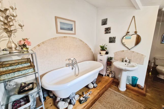 68, Earl Street, Grimsby photo 4