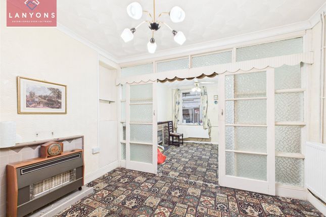 101, Taff Street, Rhondda Cynon Taf photo 3