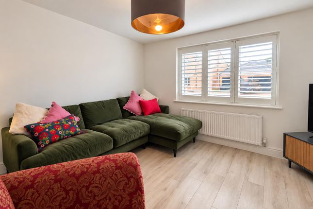 37, Mallard Way, Newmarket photo 4
