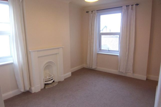 31 Framfield Road, Uckfield photo 3