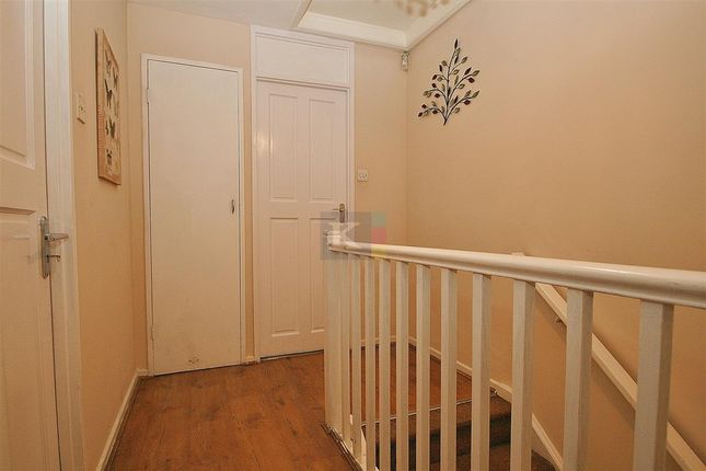 Terraced house to rent in Cranford Drive, Hayes