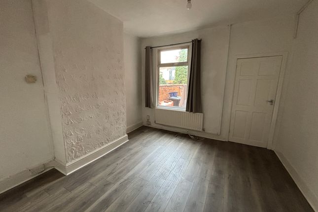 Ratcliffe Road, Loughborough photo 5