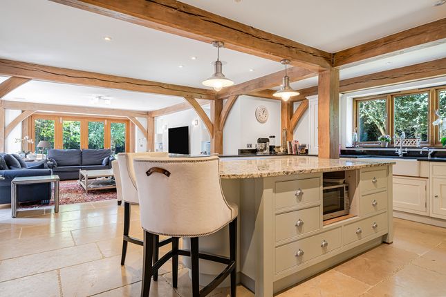 Chene House, 6 Maidley Close, Witney photo 4