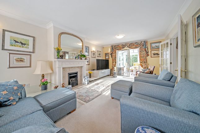 3 Barton Green, Taunton photo 2