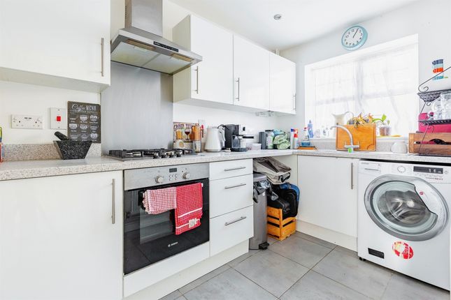 Terraced house for sale in Vicarage Road, Rushden