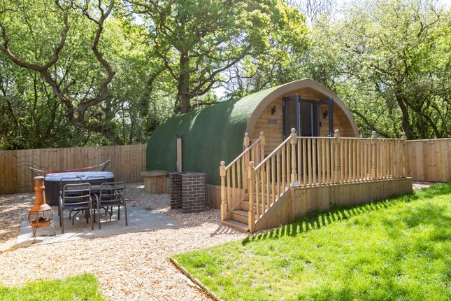 2-bed caravan on CWTCH, Tenby, £79,000