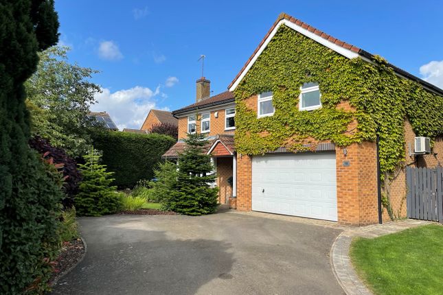 Detached house for sale in Chestnut Close, Broughton Astley, Leicester