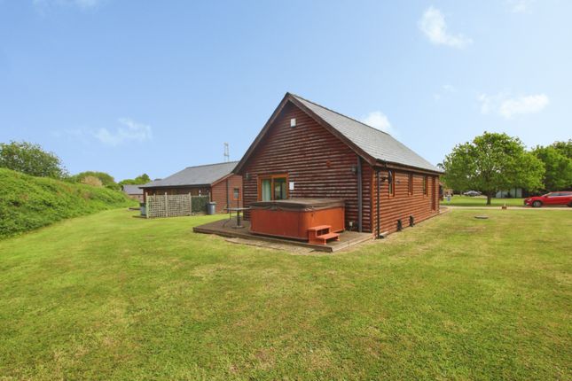 5 Thorpe Park Lodges, Middle Lane, Lincoln photo 3