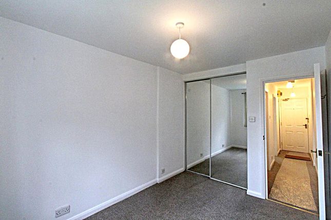 Flat 4, Marlow Court,, Whitehill Road, East Sussex photo 5