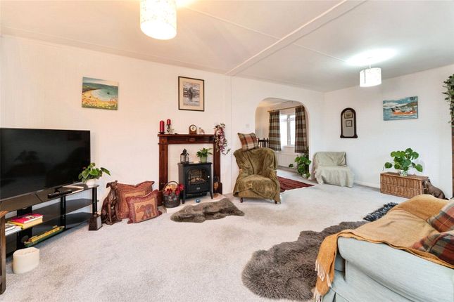 26, Priors Close, Ely photo 5