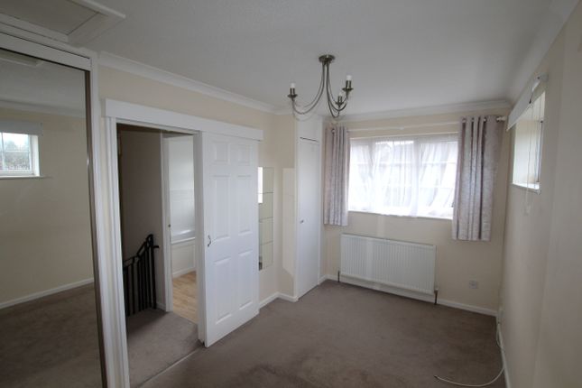 140, Manorfield, Singleton photo 5